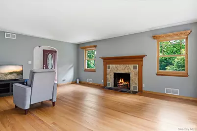 42 Cliff Road, Port Jefferson, NY 11777 - Photo 5