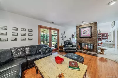 96 Fulton Boulevard, Commack, NY 11725 - Photo 27