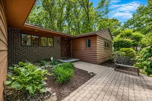96 Fulton Blvd, Commack, NY 11725 - Photo 3