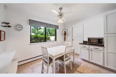 96 Fulton Boulevard, Commack, NY 11725 - Photo 23