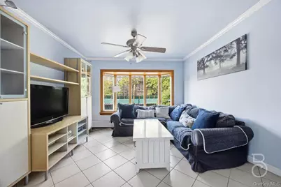 21-08 Ditmars Boulevard, Astoria, NY 11105 - Photo 17