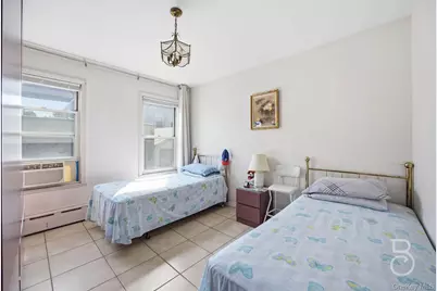 21-08 Ditmars Boulevard, Astoria, NY 11105 - Photo 11
