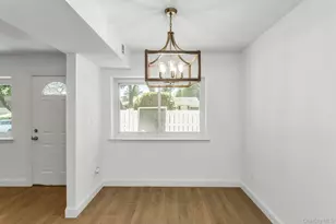 206 Storm Dr, Holtsville, NY 11742 - Photo 9