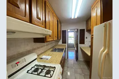 14055 34th Avenue #3E, Flushing, NY 11354 - Photo 3