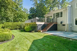 268 Broadfield Rd, New Rochelle, NY 10804 - Photo 21