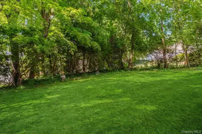 193 Rogers Drive, Scarsdale, NY 10583 - Photo 21