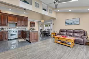 10 Elf Ct, Bohemia, NY 11716 - Photo 9