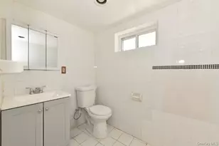 88-05 Winchester Blvd, Queens Village, NY 11427 - Photo 31