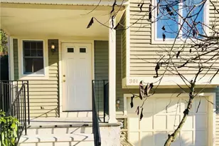 301 Kensington Way, Mount Kisco, NY 10549 - Photo 3