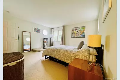 301 Kensington Way, Mount Kisco, NY 10549 - Photo 17