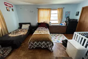 812 S 6th St, Lindenhurst, NY 11757 - Photo 13