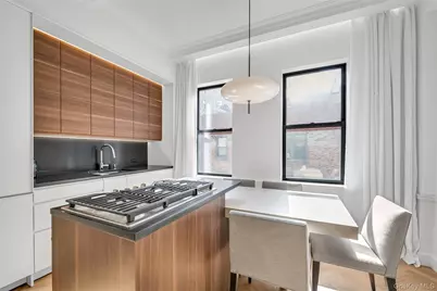 18 W 70 Street #9-H, New York, NY 11023 - Photo 5