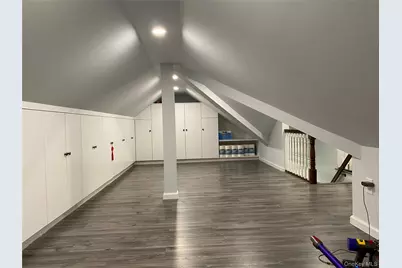 4559 196th Place, Flushing, NY 11358 - Photo 9