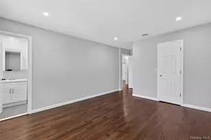 68 Cyprus Ave, Brentwood, NY 11717 - Photo 27