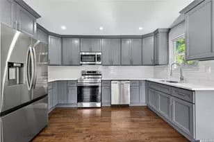 68 Cyprus Ave, Brentwood, NY 11717 - Photo 7