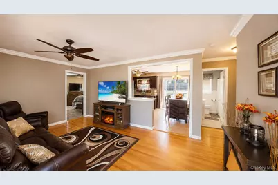 145 Wawayanda Avenue, Middletown, NY 10940 - Photo 11