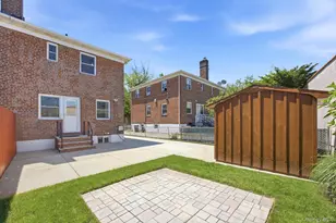 203-09 48th Ave, Bayside, NY 11364 - Photo 23