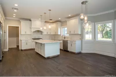 28 Fern Drive E, Jericho, NY 11753 - Photo 11