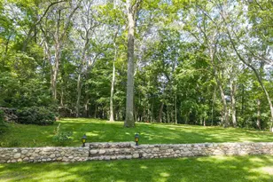 33 Bob O Link Ln, Northport, NY 11768 - Photo 25