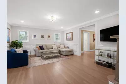 59 Franklin Place, Great Neck, NY 11023 - Photo 5