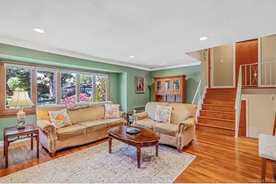 15 Wood Drive, Oyster Bay, NY 11771 - Photo 5