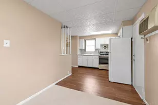 32 Jersey St, Hicksville, NY 11801 - Photo 7