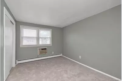 32 Jersey Street, Hicksville, NY 11801 - Photo 13