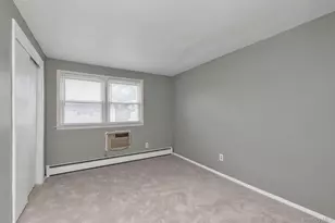 32 Jersey St, Hicksville, NY 11801 - Photo 13