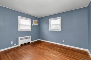 32 Jersey St, Hicksville, NY 11801 - Photo 9