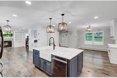 27 4th Avenue, Rocky Point, NY 11778 - Photo 5