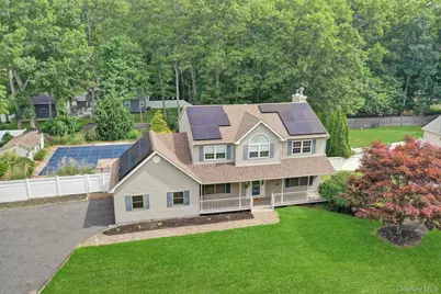27 4th Avenue, Rocky Point, NY 11778 - Photo 35