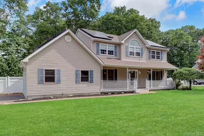 27 4th Avenue, Rocky Point, NY 11778 - Photo 47