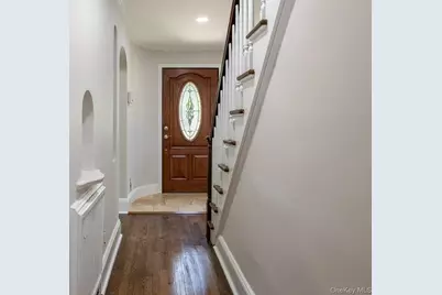 478 Carnation Avenue, Floral Park, NY 11001 - Photo 13