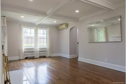 478 Carnation Avenue, Floral Park, NY 11001 - Photo 11