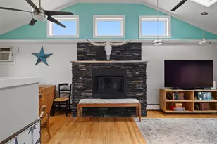 139 Baker Ct, Island Park, NY 11558 - Photo 11
