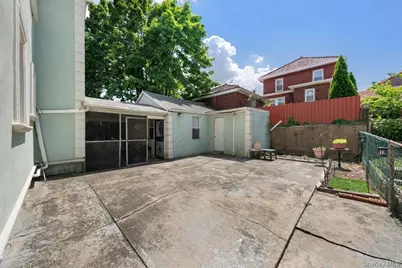 2910 Butler Street, East Elmhurst, NY 11369 - Photo 31