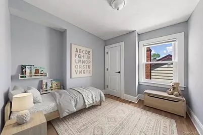 2910 Butler Street, East Elmhurst, NY 11369 - Photo 15
