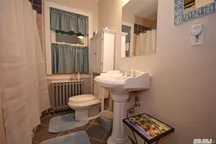 7 Aberdeen Dr, Huntington, NY 11743 - Photo 9