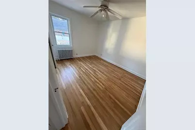 94 E Fenimore Street, Valley Stream, NY 11580 - Photo 7