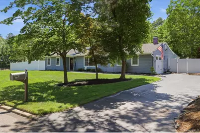 32 Henearly Drive, Miller Place, NY 11764 - Photo 3