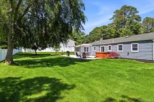 32 Henearly Dr, Miller Place, NY 11764 - Photo 15