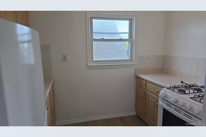 120-33 200th Street, Saint Albans, NY 11412 - Photo 3