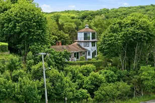195 Shore Rd, Mount Sinai, NY 11766 - Photo 3