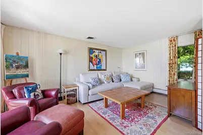 195 Shore Road, Mount Sinai, NY 11766 - Photo 9