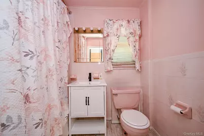 18806 Mangin Avenue, Saint Albans, NY 11412 - Photo 13