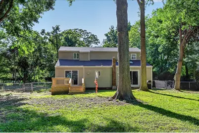 375 Old Willets Path, Hauppauge, NY 11788 - Photo 19