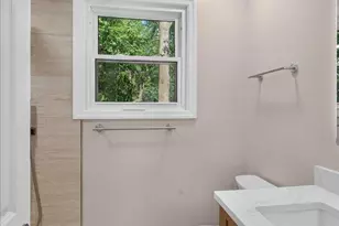 375 Old Willets Path, Hauppauge, NY 11788 - Photo 15