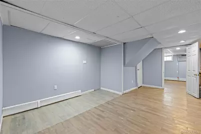 23 3rd Avenue, Farmingdale, NY 11735 - Photo 25
