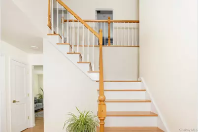 18 Barrett Place, Beacon, NY 12508 - Photo 3