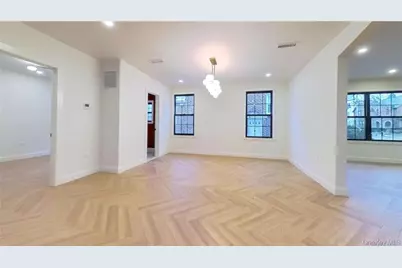[Address not provided], Jamaica, NY 11432 - Photo 17